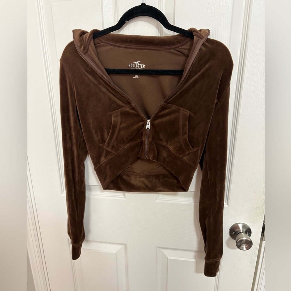 Hollister Chocolate Brown Velour Cropped Full Zip Hoodie